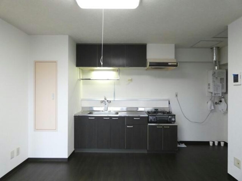  三共ユタカビル