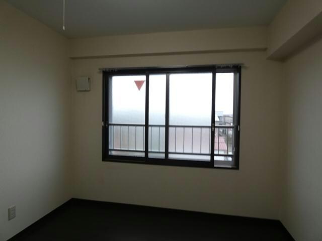  三共ユタカビル