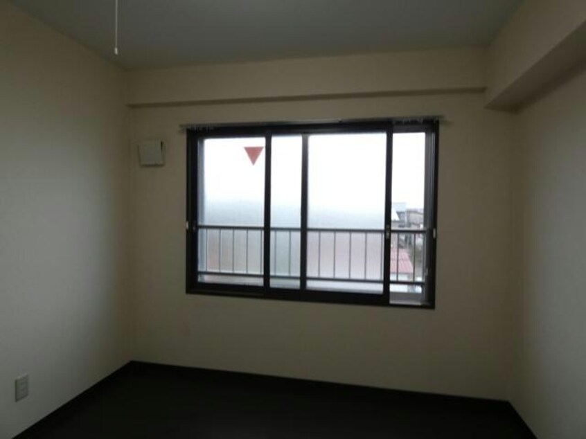  三共ユタカビル