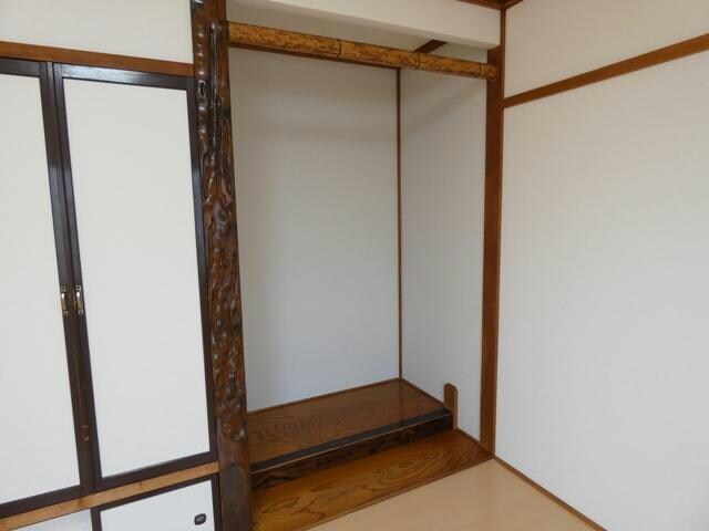  駒場町4テラスハウス