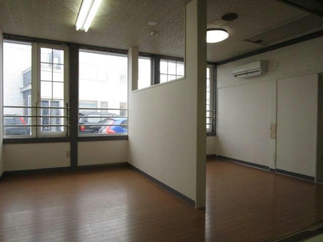  堀川町5-5貸店舗