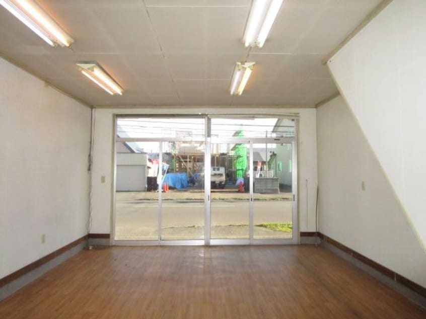  双葉町10-20貸店舗