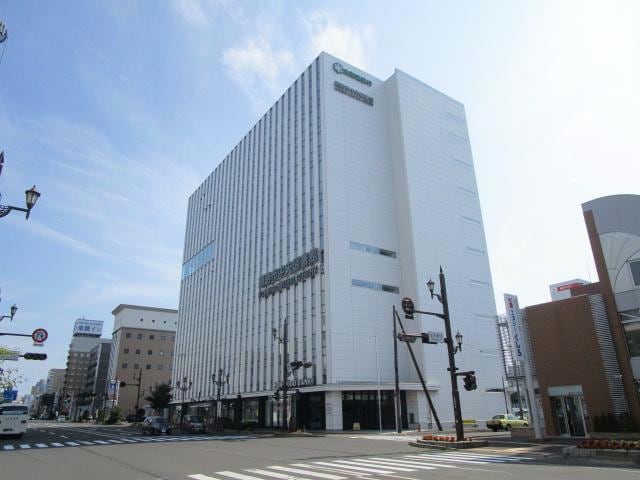 釧路市中央図書館(図書館)まで437m セントウレア