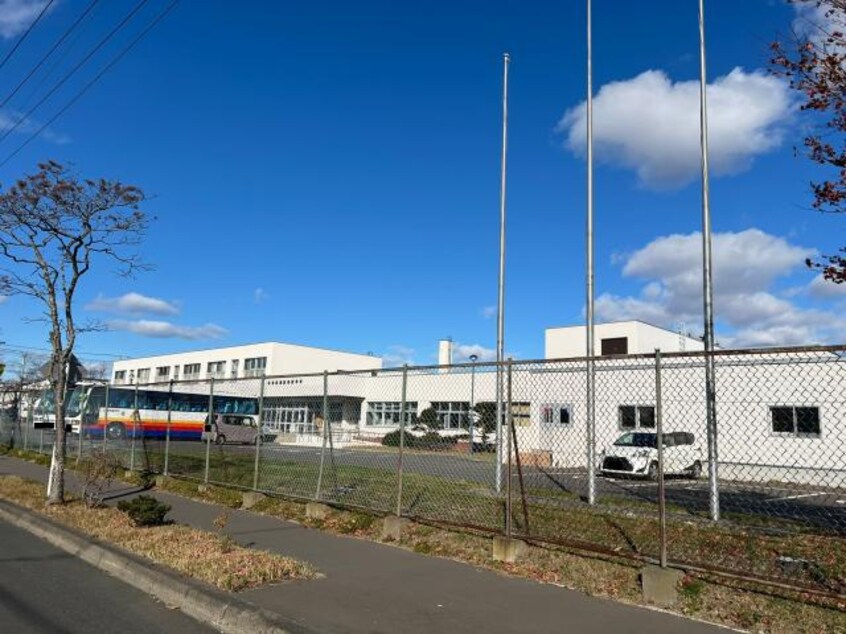 北海道釧路養護学校まで418m ペラッツィ暁