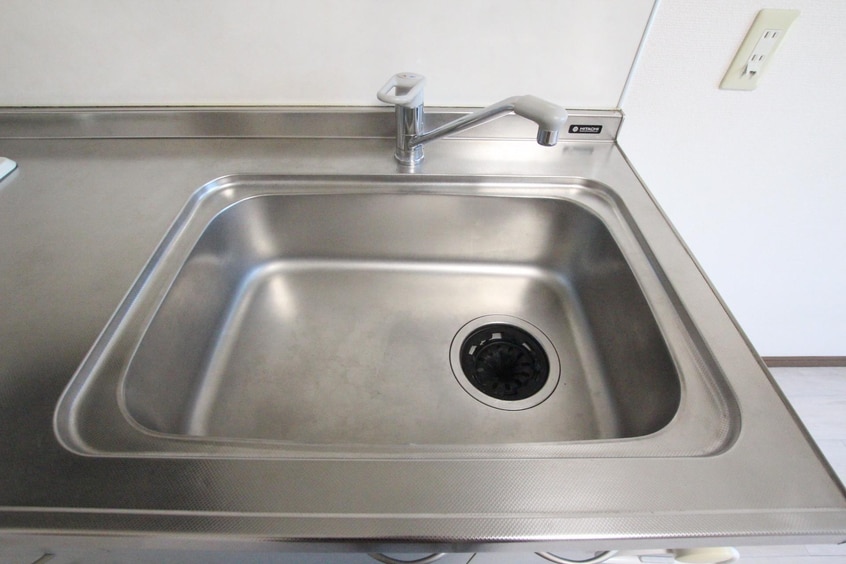  ファミール荏名