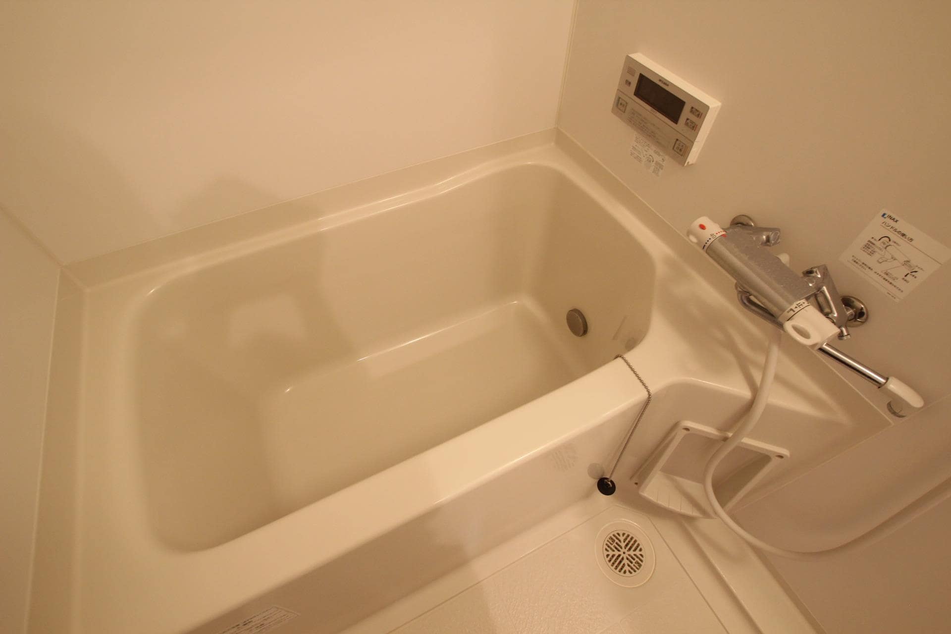 同タイプ反転イメージ ビエナ岡本