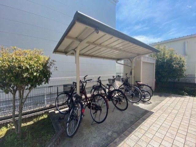  レオパレス江月