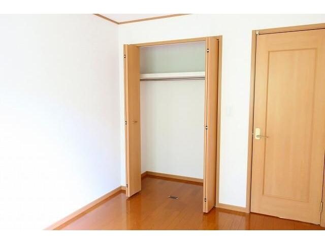  ラフレシールＢ