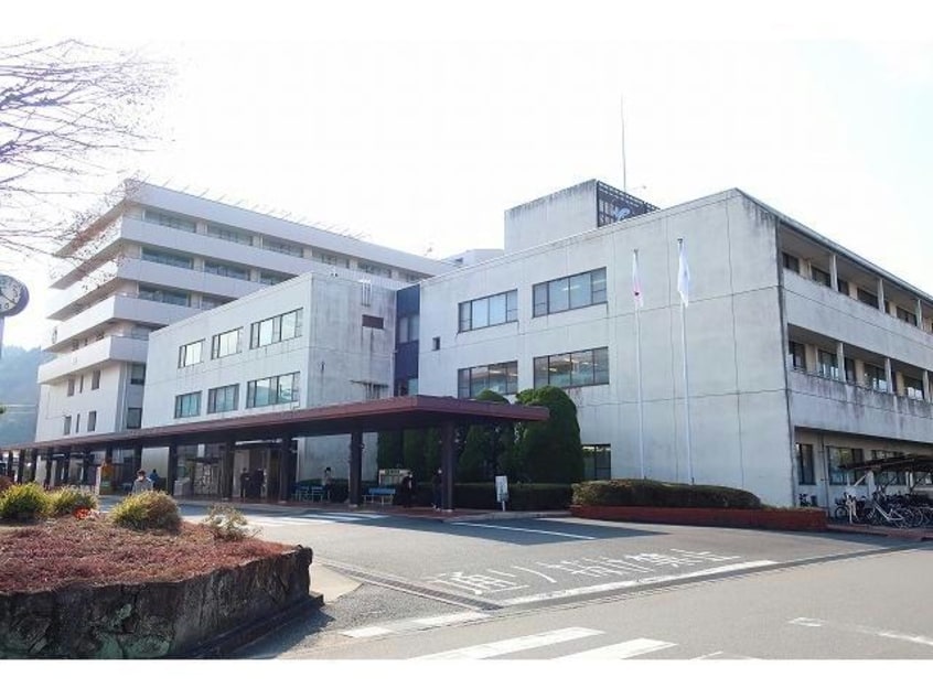 県病院(病院)まで750m マルベリーヒルズＣ棟