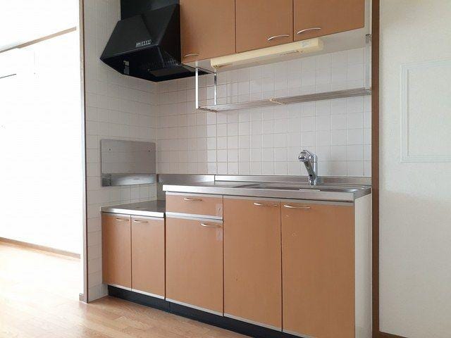  ラルジュ・シャルダン　Ａ棟