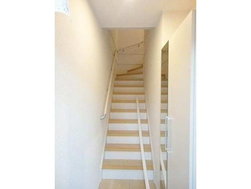  アベイユ社護寺