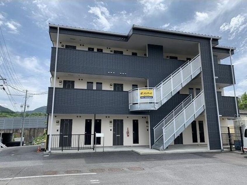  Y’s　リンピアリヴ