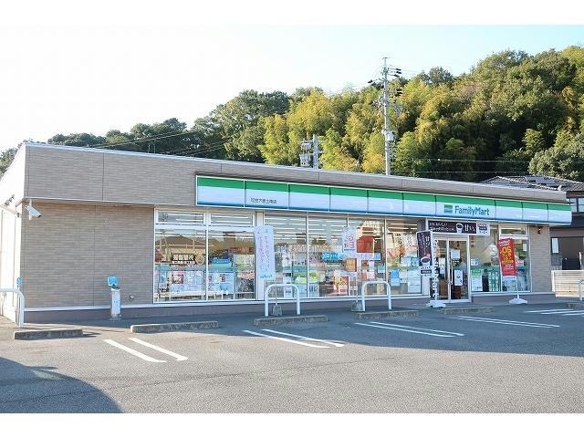 ファミリーマート可児下恵土南店(コンビニ)まで421m セントラルハイツ舟岡
