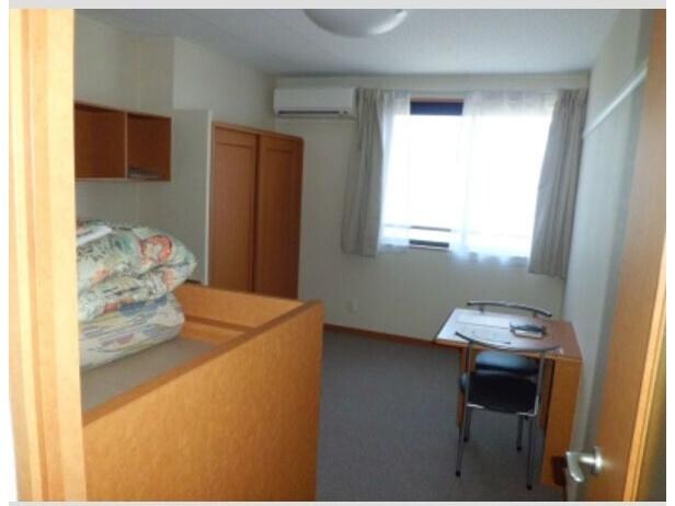  レオパレスローズ