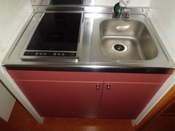  レオパレスローズ