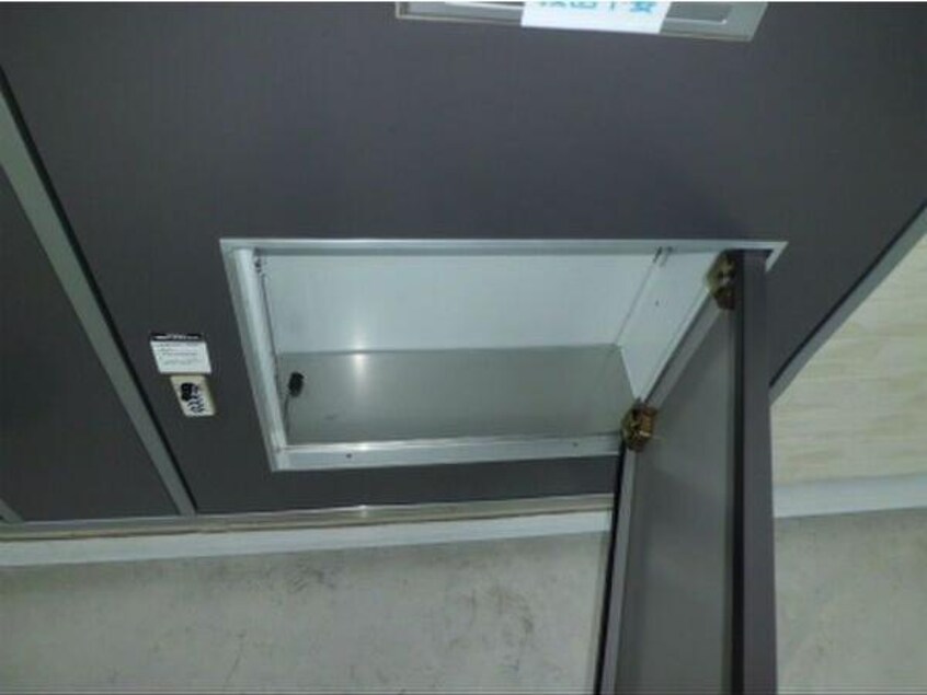  レオパレス芳菫閣Ⅲ