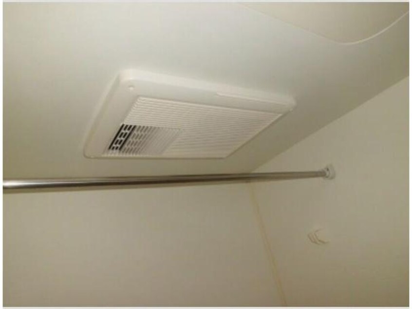  レオパレス芳菫閣Ⅲ