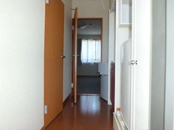  レオパレスロベリア