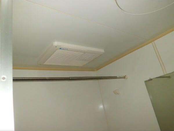  レオパレスロベリア