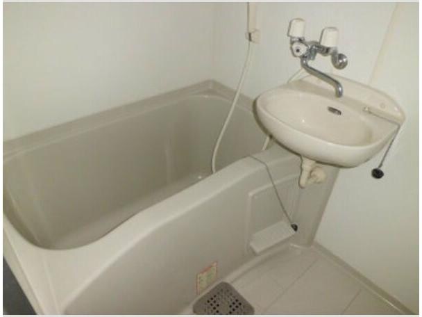  レオパレス西可児