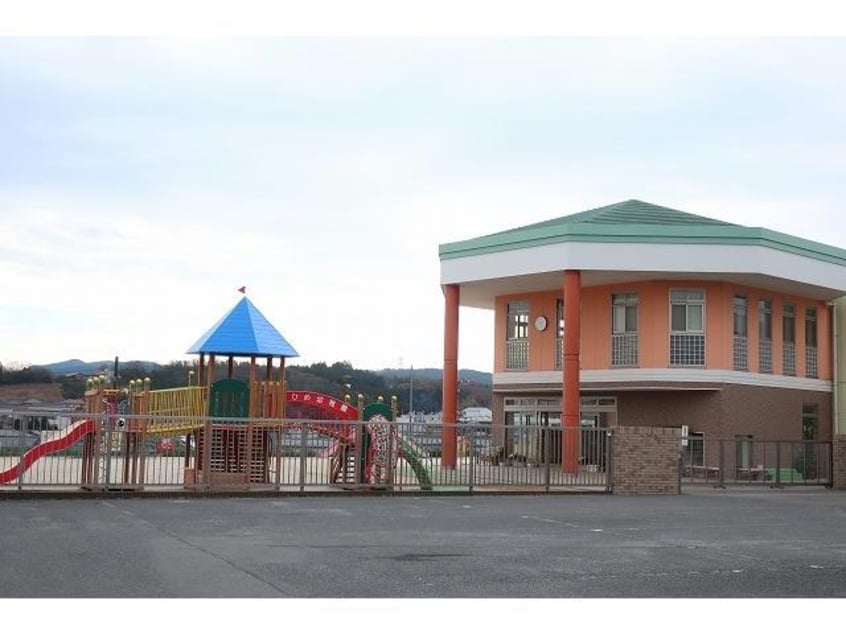 ひめ幼稚園(幼稚園/保育園)まで1696m サンハイツina