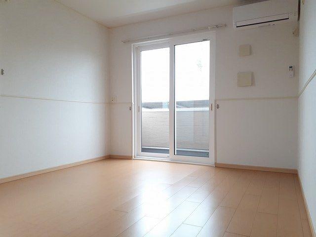  ストロベリーハウス　Ｃ