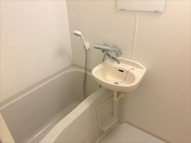  レオパレス小田