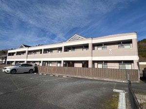 ロイヤルパインズＢ棟