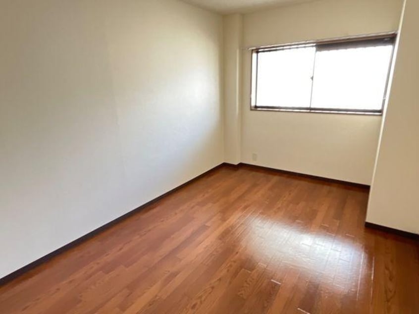  ロイヤルハイムミエ