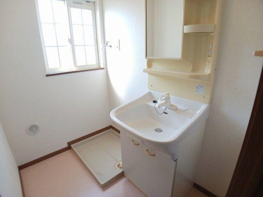  メゾンマルベリーＢ棟