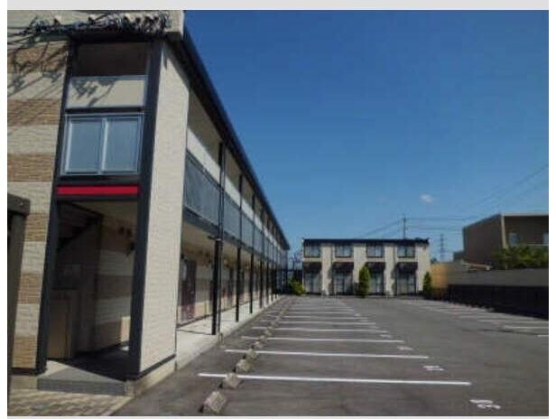  レオパレスラピス