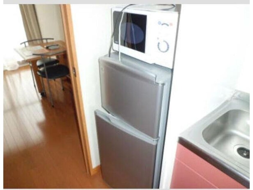  レオパレスラピス