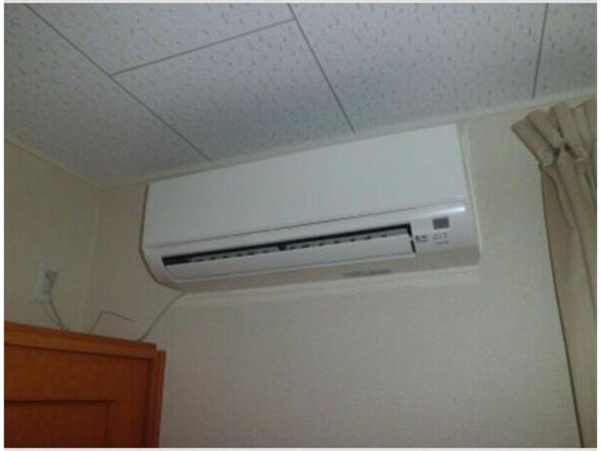  レオパレスラピス