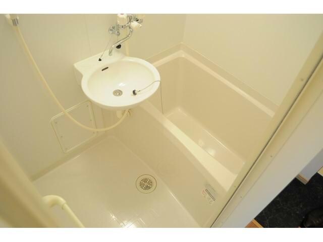  レオパレスカトレア