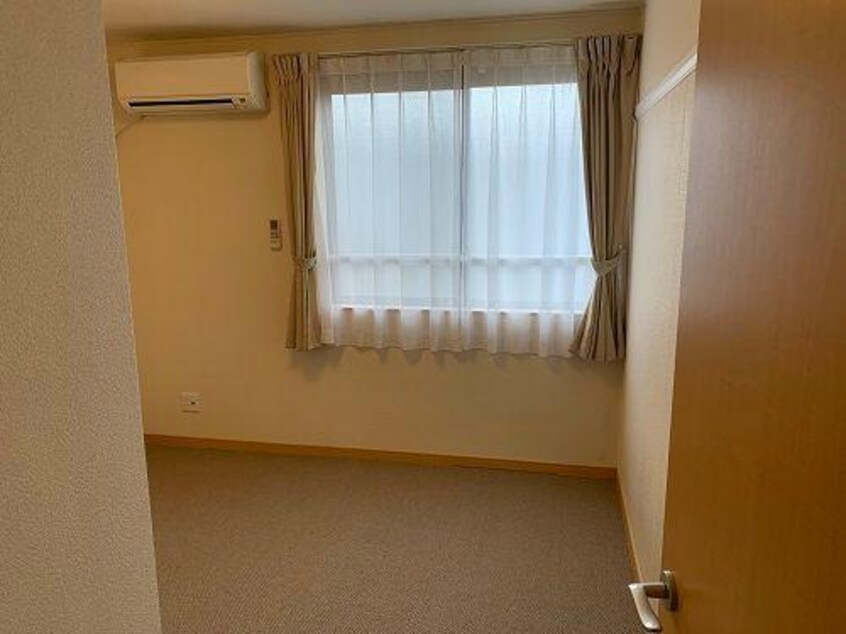  レオパレスベルヴィ旭ヶ丘