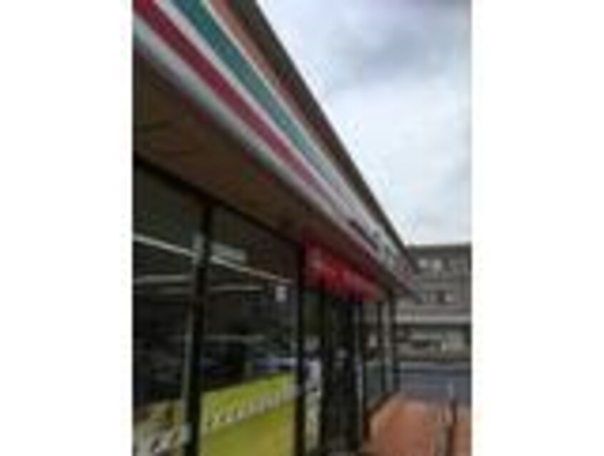 セブンイレブン多治見池田町店(コンビニ)まで426m レオパレスコモド　太平