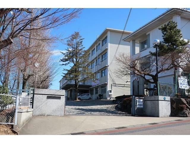 岐阜県立多治見高校(高等学校/高等専門学校)まで747m Grande 美坂