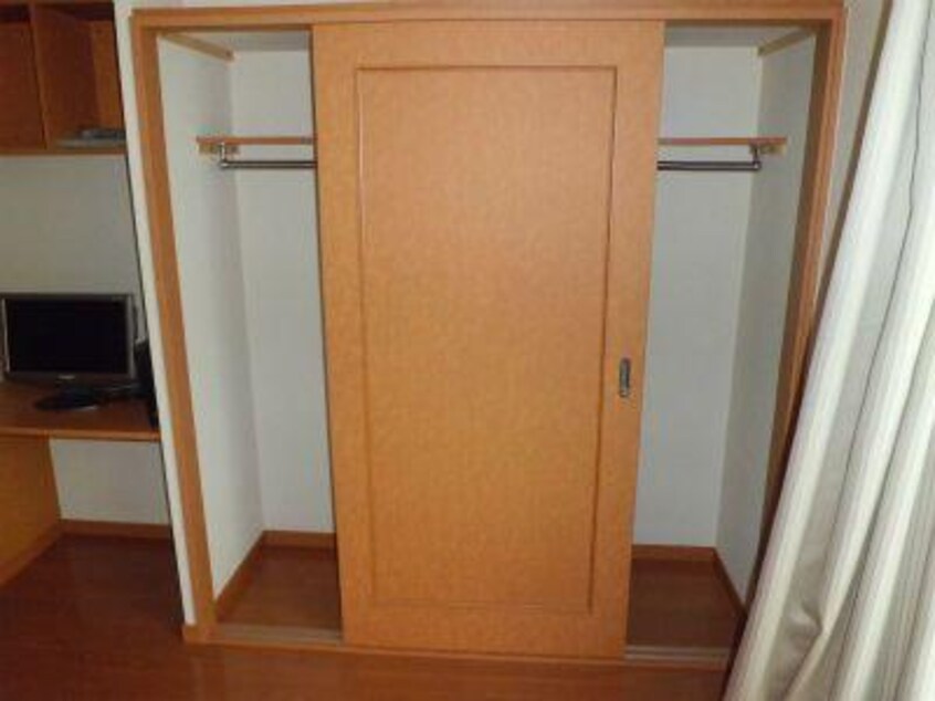  レオパレスカーサイマス