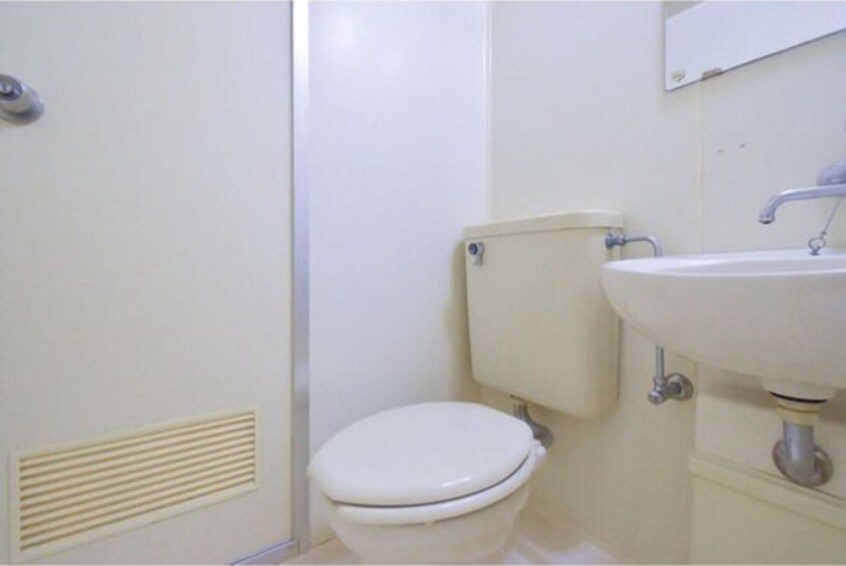  大阪モノレール彩都線/豊川駅 徒歩16分 1階 築39年