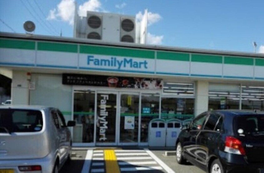 ファミリーマート彩都粟生南店(コンビニ)まで258m ソレイユ　アオ