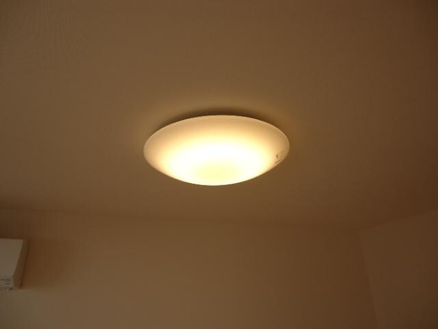  ユニヴェール箕面