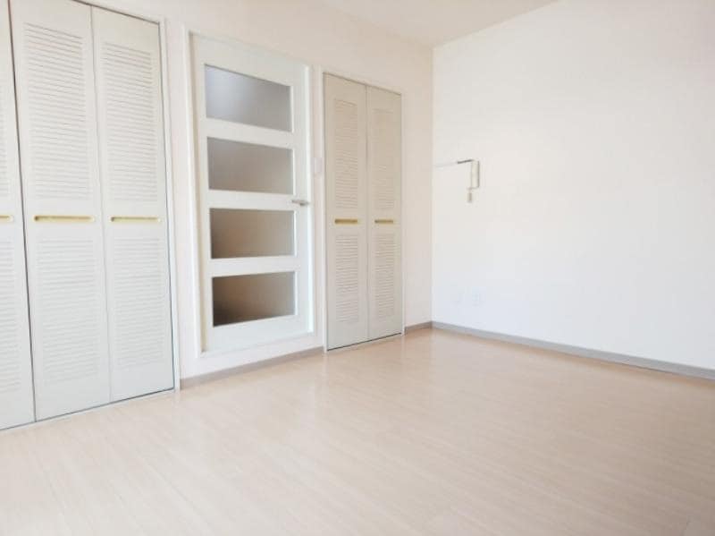  ナヴィール箕面