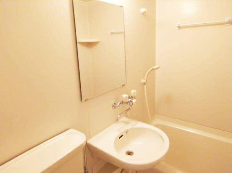  ナヴィール箕面