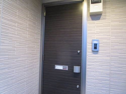  ファミール新家