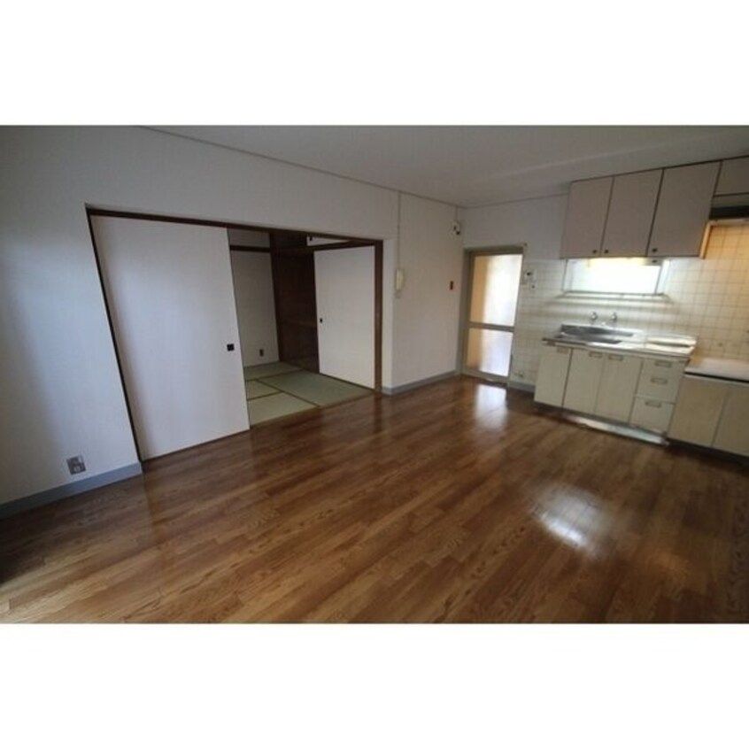  テネメント西田