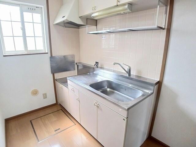  グレーンコートウメハラB