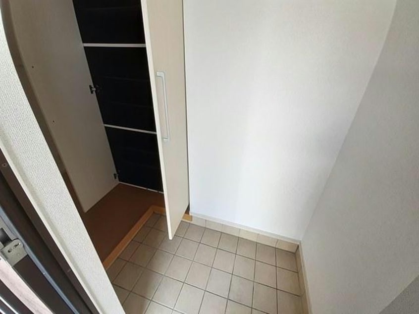  フィオーレ西庄Ｂ