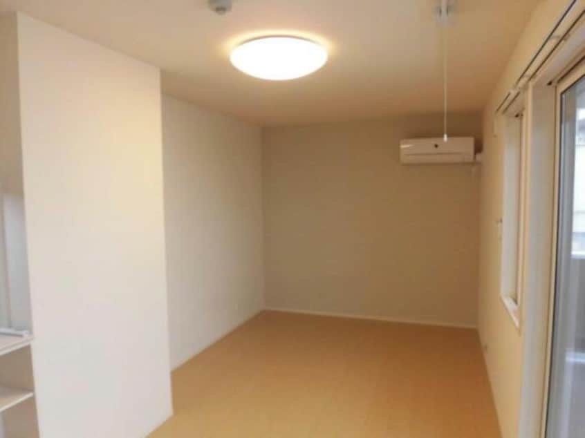  アップフィールド