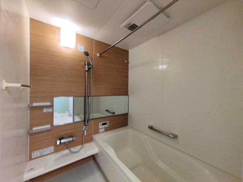  アップフィールド