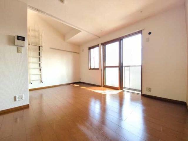  ベルメゾン土山